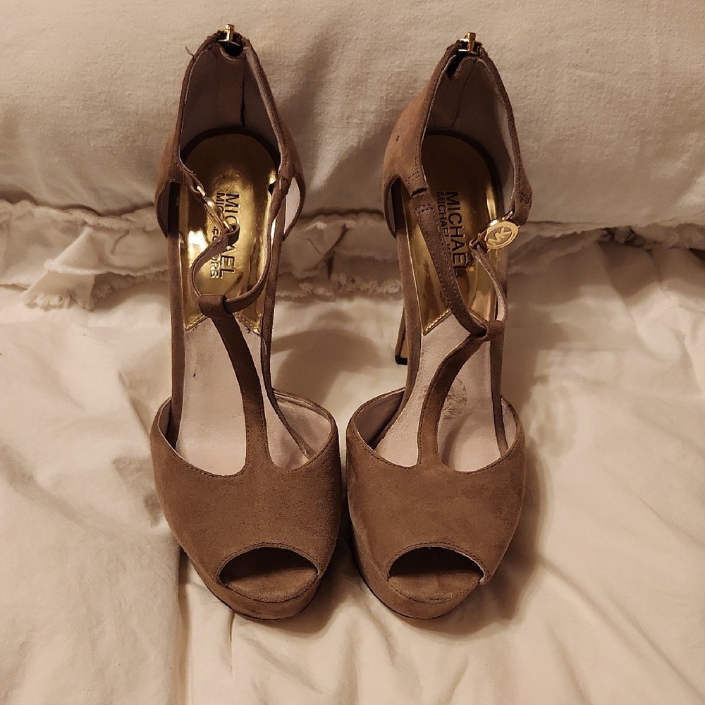 Michael Kors Women's Tan Peep-Toe Heels